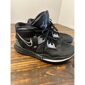 Nike Kyrie Flytrap‎ Basketball Shoes Black Silver Purple Kids Size 3.5Y